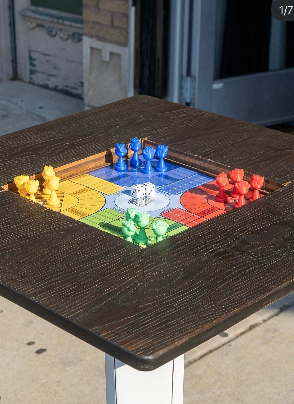 Parqués Table (not Sorry) w Pig Fichas
